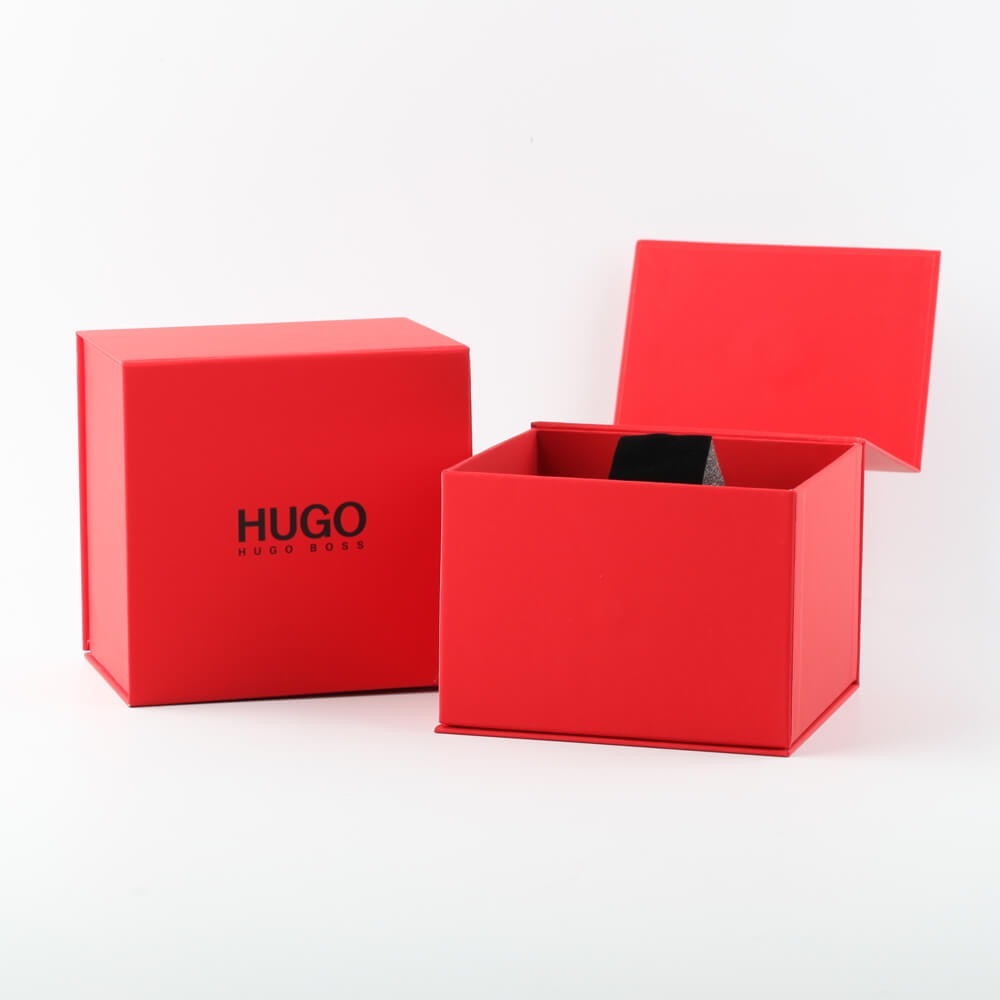 HUGO, VISIT
