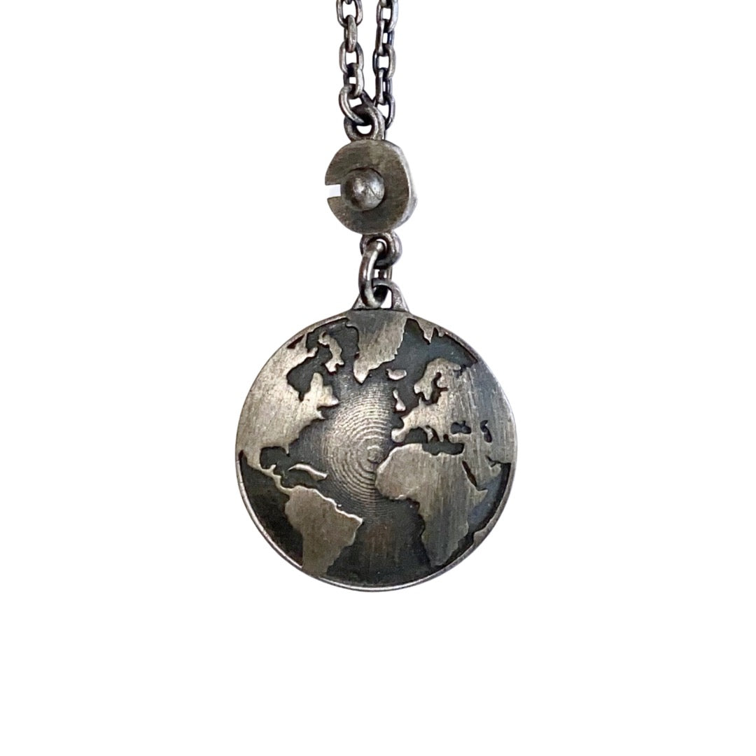 My World silver 925 keychain - Khaled Watches Lebanon
